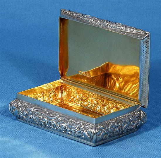 An early Victorian engine turned silver snuff box, by Wheeler & Cronin, Length: 105mm. 7.2oz/226 grams.Weight: 8oz/226grms